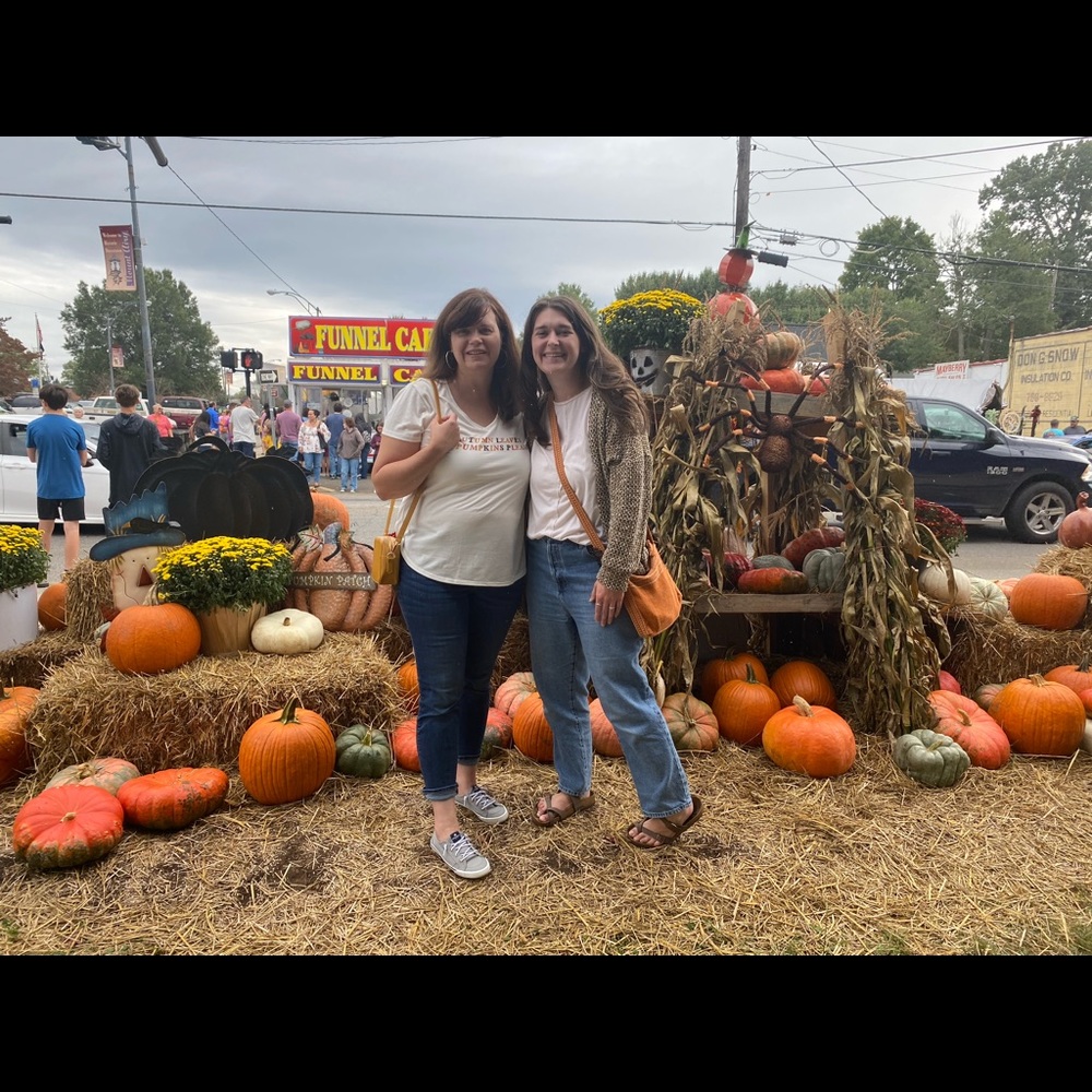 Meet your Posher, Kandi